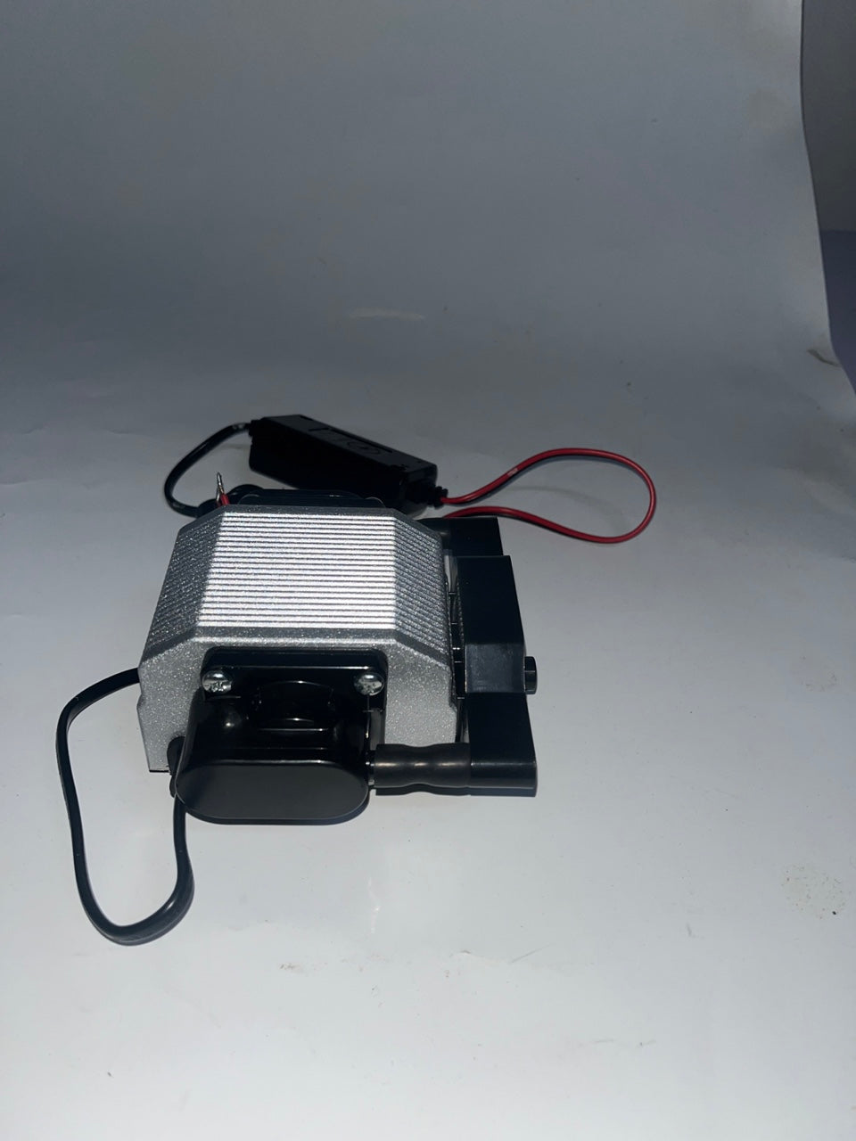 Antfraer Silent AC Oxygen Pump for Aquariums - Ultra-Quiet, Energy Efficient Air Pump with Adjustable Flow for Fish Tanks, Ponds, and Hydroponics